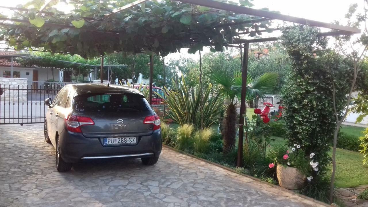 Apartment Marijana Poreč Exterior foto